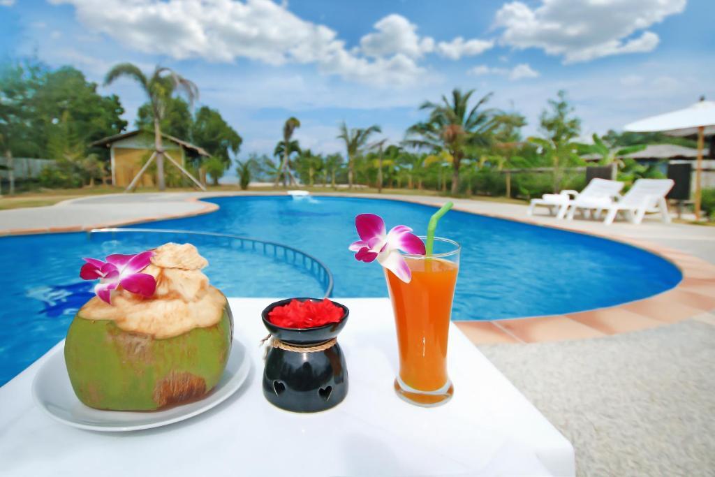 Phuket The Villa Laemhin Lagoon Resort מראה חיצוני תמונה