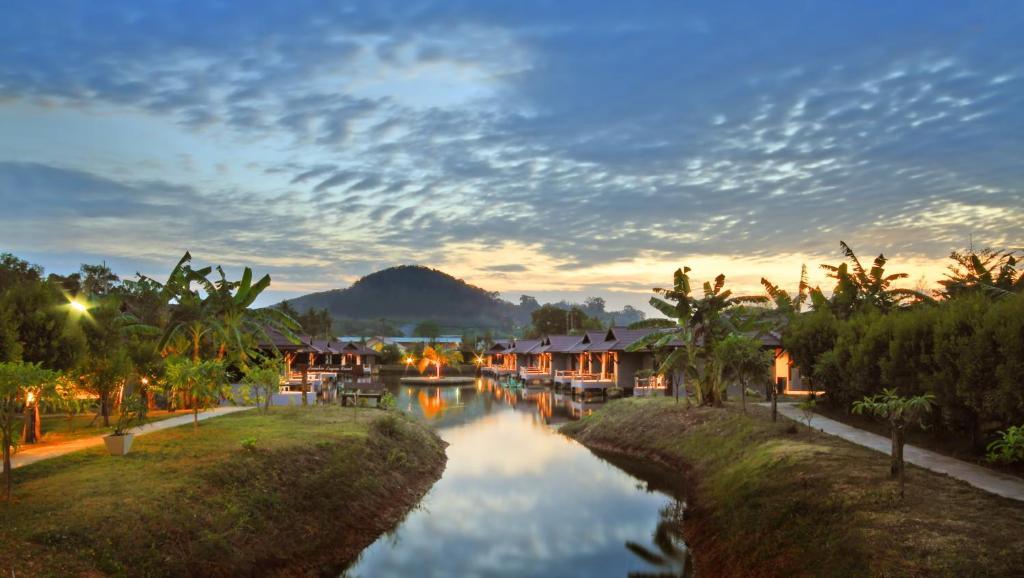 Phuket The Villa Laemhin Lagoon Resort מראה חיצוני תמונה