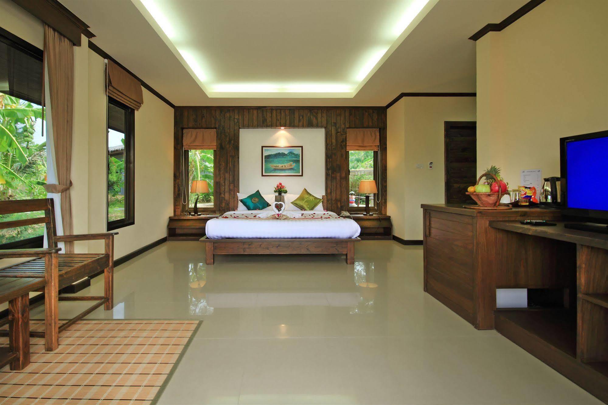 Phuket The Villa Laemhin Lagoon Resort מראה חיצוני תמונה