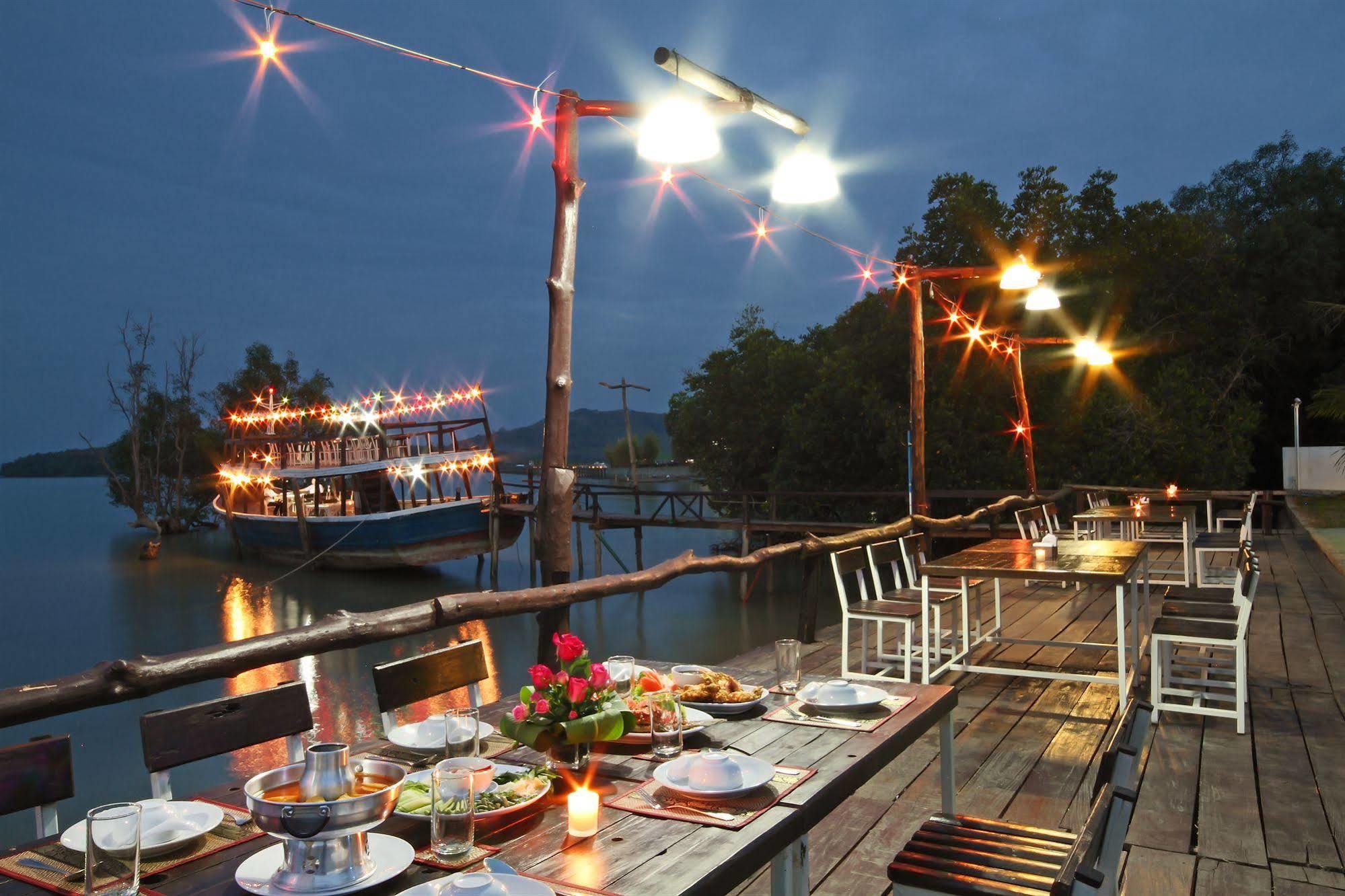 Phuket The Villa Laemhin Lagoon Resort מראה חיצוני תמונה